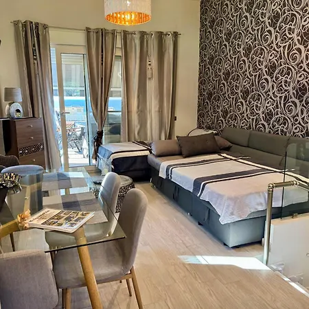 Mythos Palio Casa vacanze PalaiónTsiflíkion